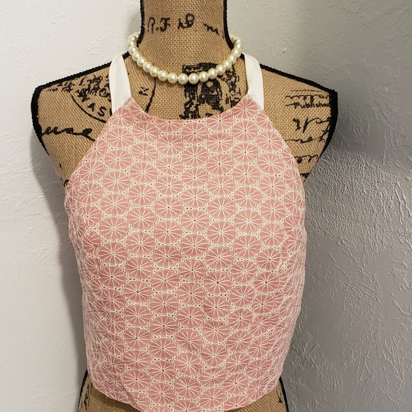 BCBGeneration Tops - 🛍BCBGeneration Eyelet Crop Top BNWT